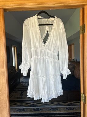 entro White Ruffle Tiered Long-Sleeve Mini Dress